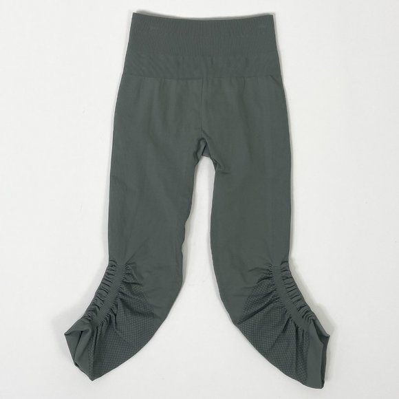 LULULEMON PASTEL GREEN HIGHRISE LEGGINGS - Picture 5 of 5